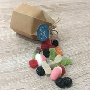 Cajitas kraft con chuches